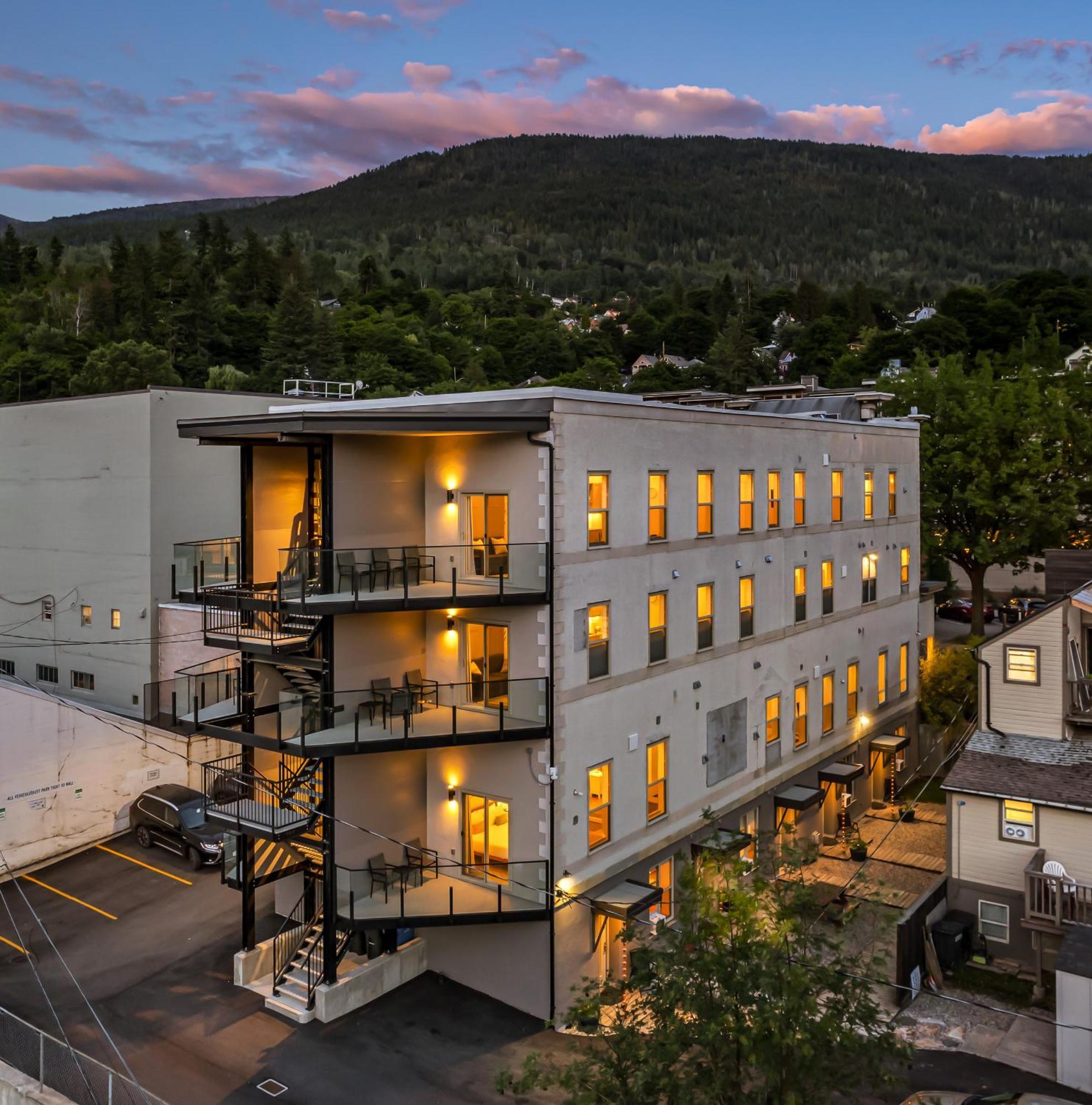 Stirling All Suites Hotel Nelson Exterior photo